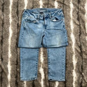 American Eagle Size 2 Skinny Jean Wider Leg